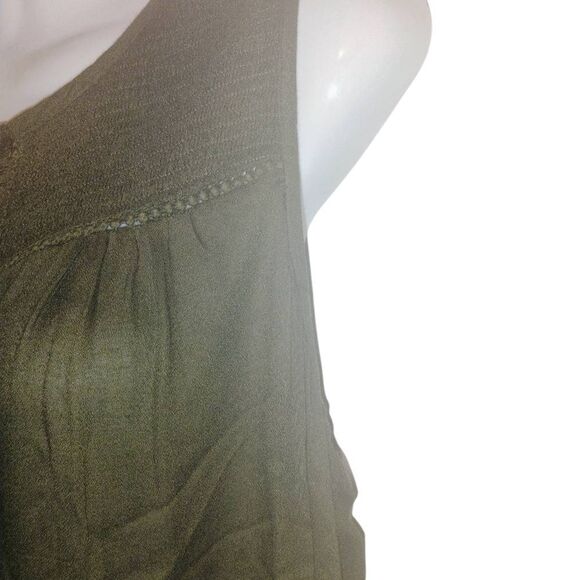 Paper Crane Green Sleeveless Tie Front Blouse - Picture 15 of 16